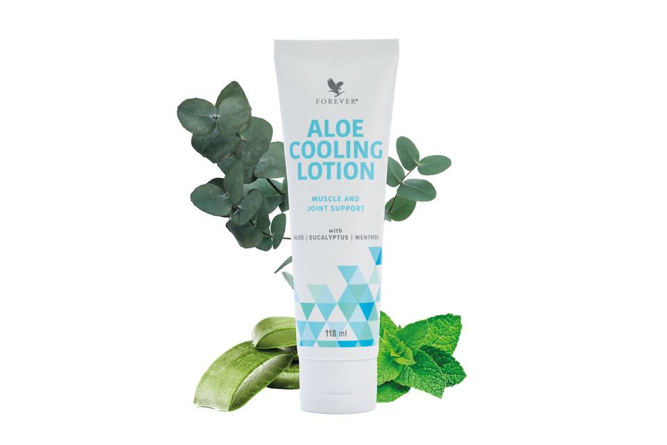 gel Aloe Cooling avec eucalyptus appliqué pour soulager la sensation de chaleur et de jambes lourdes